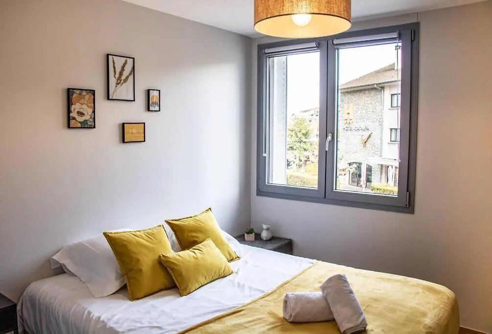 Majord'Home - Suite & Lake - Proche Lac-Classe *** Annecy 0*,  France